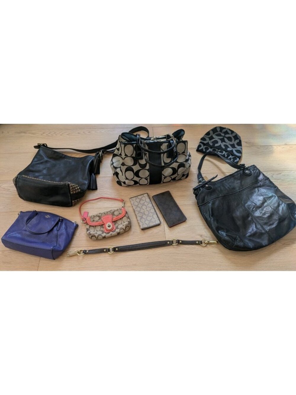 Vintage Coach Bag Purse Lot + Wallets + Accessories. Leather & Signature Y2K